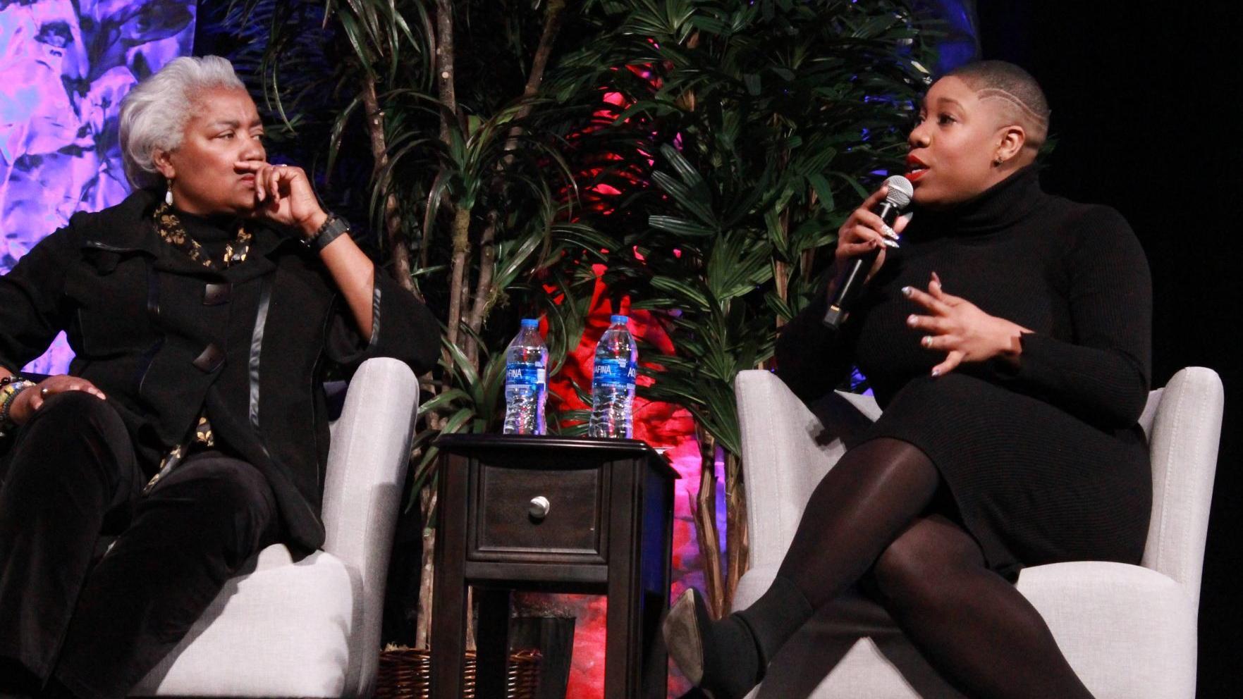 Omaha native Symone Sanders leaving White House job